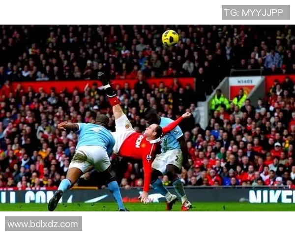 以某足球巨星为核心探讨他如何在绿茵场上影响球队战术与精神力量 以某足球巨星为核心探讨他如何在绿茵场上影响球队战术与精神力量