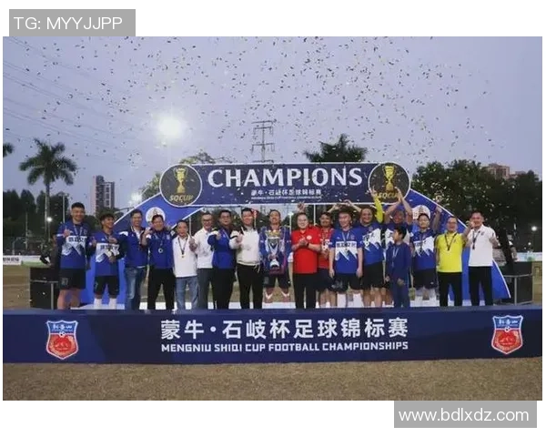 足球巨星全景队列图展现绿茵传奇人物风采与辉煌瞬间